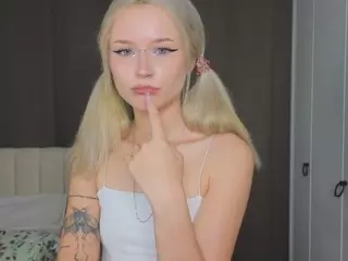 UdeleBales's Live Sex Cam Show