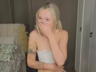 UdeleBales's Live Sex Cam Show