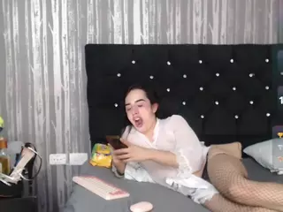Alicee-Moonn's Live Sex Cam Show