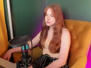 Alisa-Young's Live Sex Cam Show