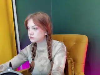 Alisa-Young's Live Sex Cam Show