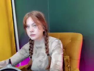 Alisa-Young's Live Sex Cam Show
