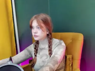 Alisa-Young's Live Sex Cam Show