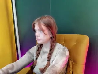 Alisa-Young's Live Sex Cam Show