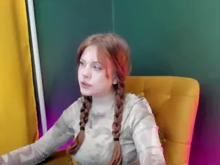 Alisa-Young's Live Sex Cam Show