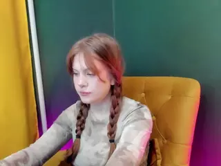 Alisa-Young's Live Sex Cam Show