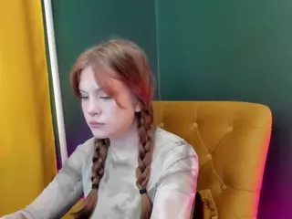 Alisa-Young's Live Sex Cam Show