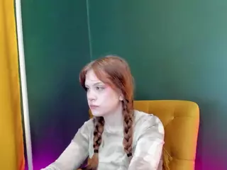Alisa-Young's Live Sex Cam Show