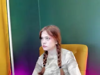 Alisa-Young's Live Sex Cam Show