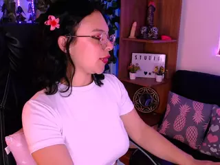 arianabelle2's Live Sex Cam Show