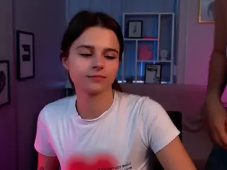 audrey-weess's Live Sex Cam Show
