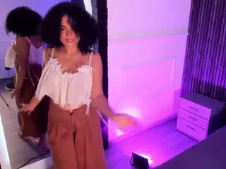 DahliaLawrence's Live Sex Cam Show