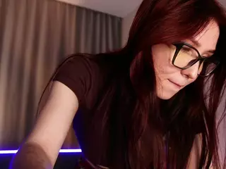 Roxy's Live Sex Cam Show