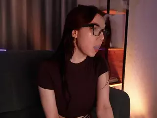 Roxy's Live Sex Cam Show