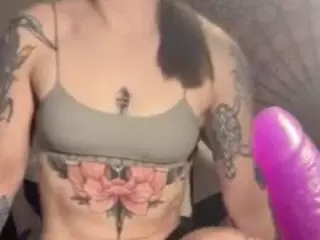 Gracefulgrace's Live Sex Cam Show