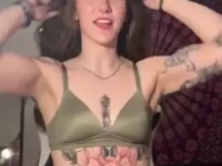 Gracefulgrace's Live Sex Cam Show