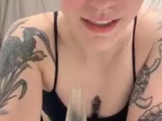 Gracefulgrace's Live Sex Cam Show