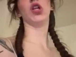 Gracefulgrace's Live Sex Cam Show