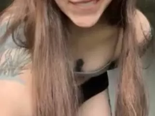 Gracefulgrace's Live Sex Cam Show