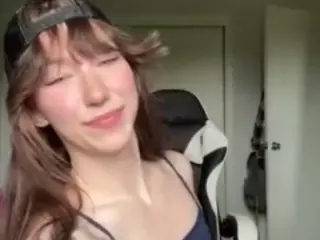 Gracefulgrace's Live Sex Cam Show