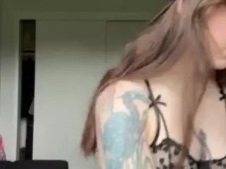 Gracefulgrace's Live Sex Cam Show