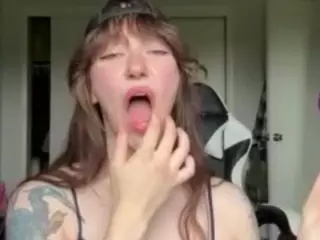 Gracefulgrace's Live Sex Cam Show