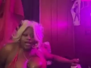 ladylucid's Live Sex Cam Show