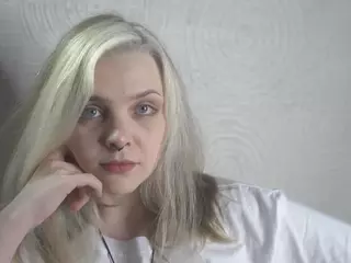 MarianElin's Live Sex Cam Show