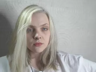 MarianElin's Live Sex Cam Show