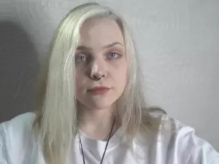MarianElin's Live Sex Cam Show