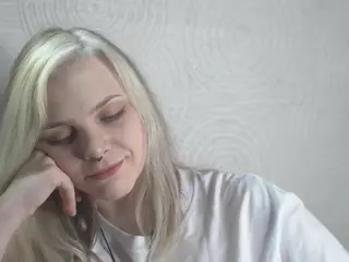 MarianElin's Live Sex Cam Show