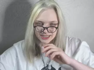 MarianElin's Live Sex Cam Show