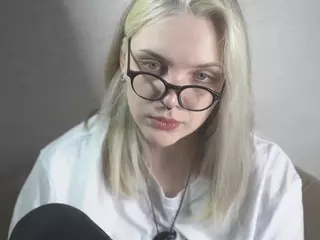 MarianElin's Live Sex Cam Show