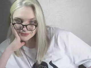 MarianElin's Live Sex Cam Show