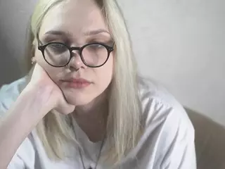 MarianElin's Live Sex Cam Show
