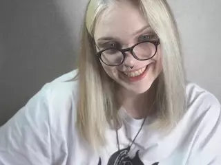 MarianElin's Live Sex Cam Show