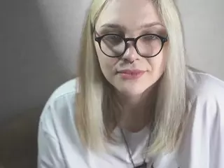 MarianElin's Live Sex Cam Show