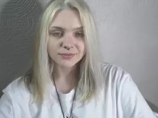 MarianElin's Live Sex Cam Show
