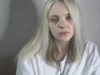 MarianElin's Live Sex Cam Show