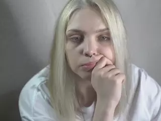 MarianElin's Live Sex Cam Show