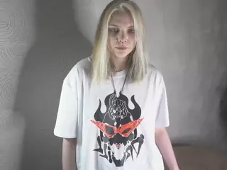 MarianElin's Live Sex Cam Show