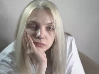 MarianElin's Live Sex Cam Show