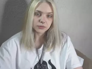 MarianElin's Live Sex Cam Show