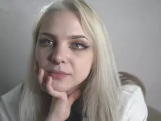MarianElin's Live Sex Cam Show