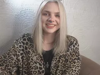 MarianElin's Live Sex Cam Show