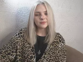 MarianElin's Live Sex Cam Show