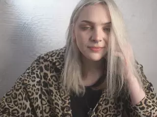 MarianElin's Live Sex Cam Show