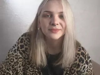 MarianElin's Live Sex Cam Show