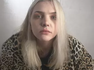 MarianElin's Live Sex Cam Show