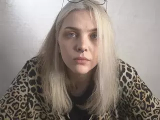 MarianElin's Live Sex Cam Show